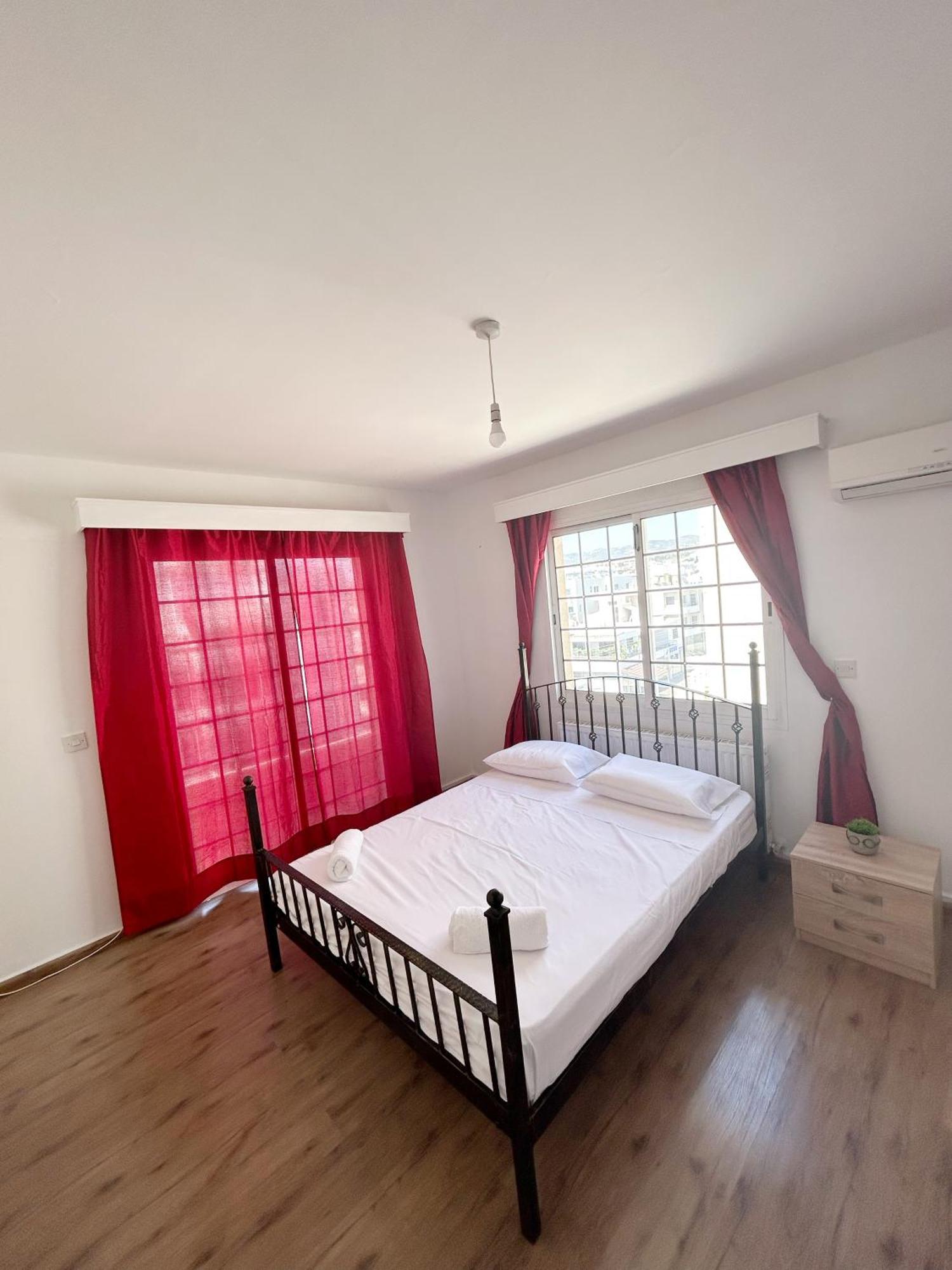 Modern Spacious Penthouse In Apartament Paphos